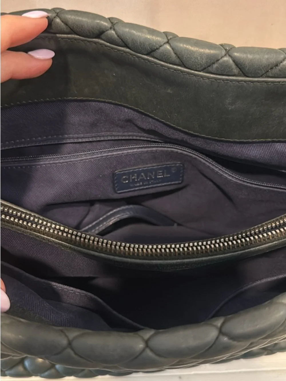CHANEL Black Quilted Leather Shoulder Bag with Chain Strap and CC Charm
